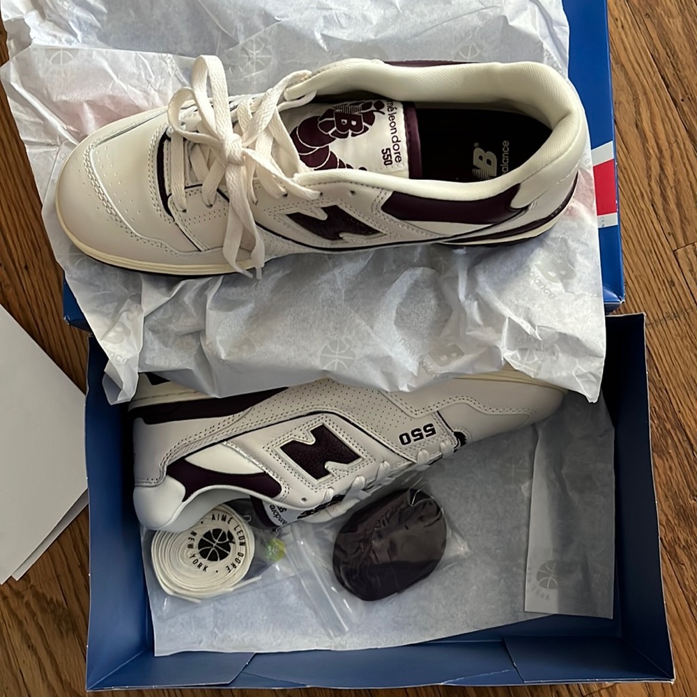 BNIB Deadstock Aime Leon Dore New Balance 550 purple. Men’s US 9.5.